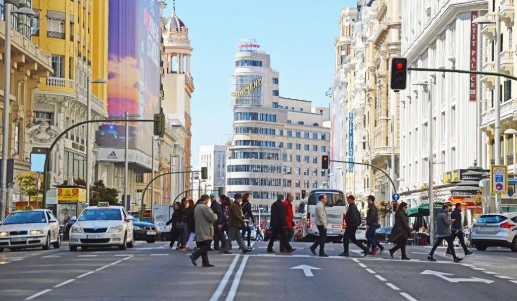 מדריד Punta Me Suites Next To Gran Via מראה חיצוני תמונה